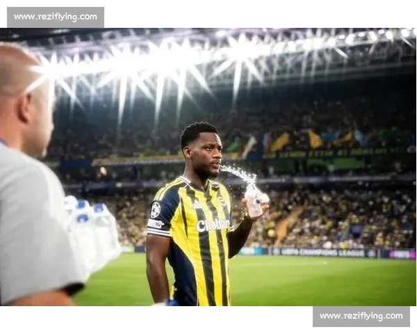 罗马诺确认！杜兰租借费内巴切交易达成，即将亮相伊斯坦布尔