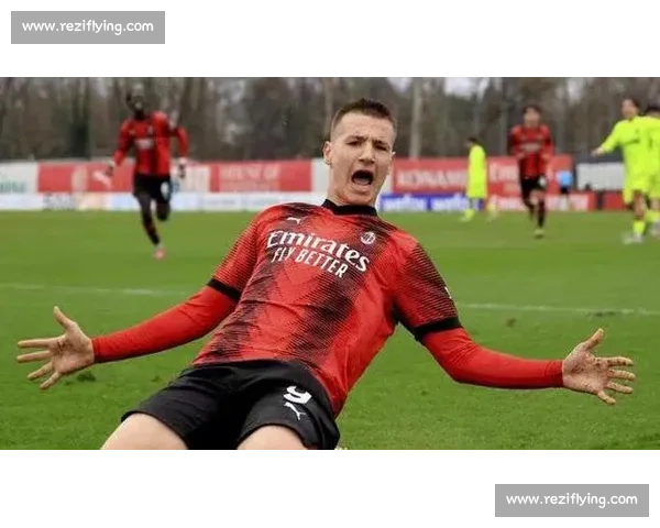 尤文 1250 万欧闪电截胡科斯塔!冬窗转会击退五强锁定未来防线核心 尤文 1250 万欧闪电截胡科斯塔!冬窗转会击退五强锁定未来防线核心